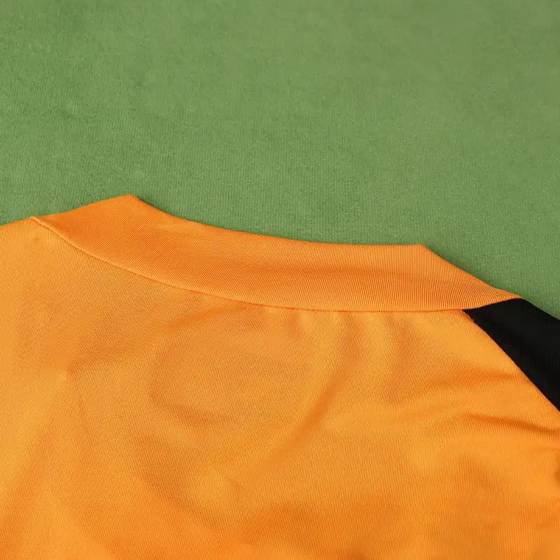A.S. Roma Home Retro Fan Version 2005/06 Soccer Jersey
