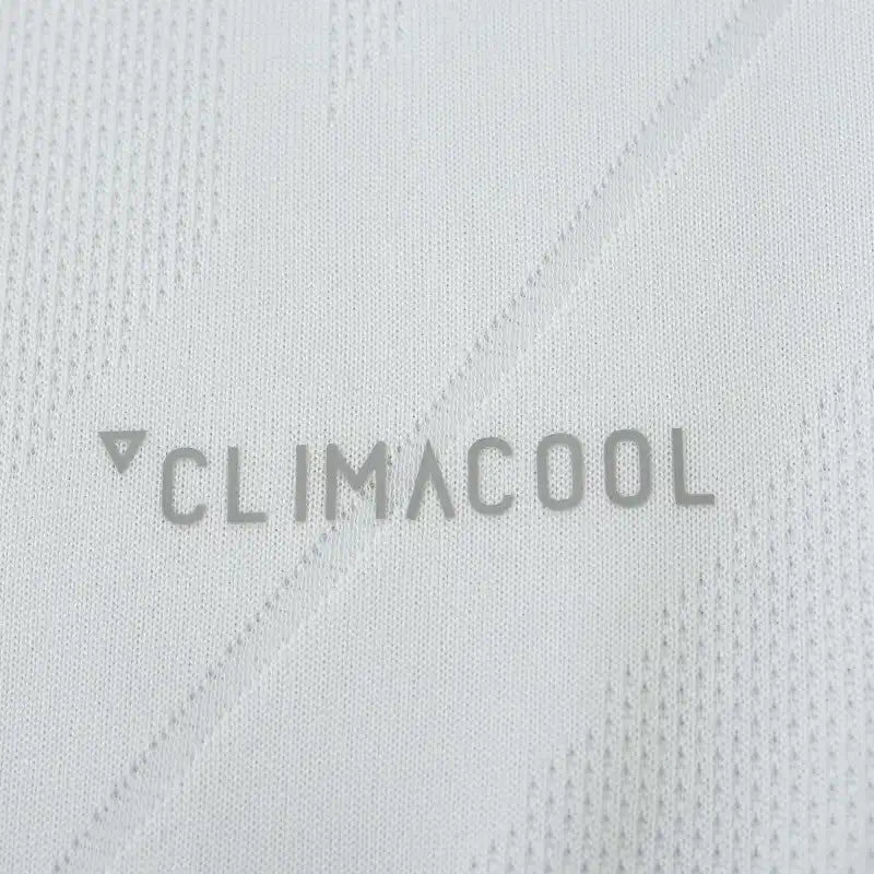 Real Madrid CF Home Retro Fan Version Jersey 2017/18 – White Football Shirt with Sky Blue Trim