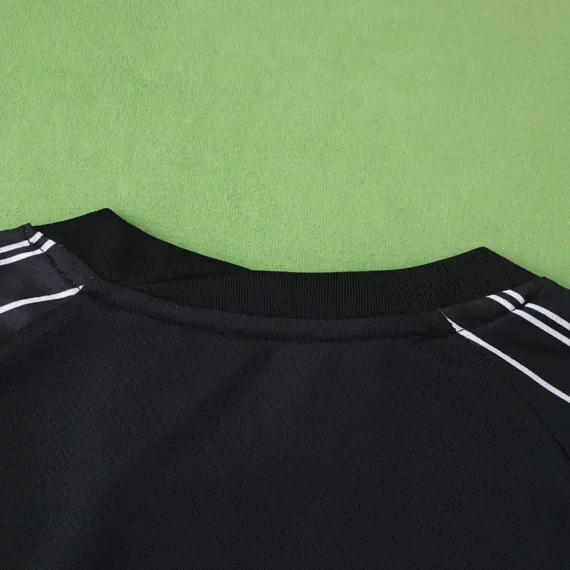 PSG 2024/25 Fourth Jersey – All Black Wing Outline Kvaratskhelia Dembélé Fan Version