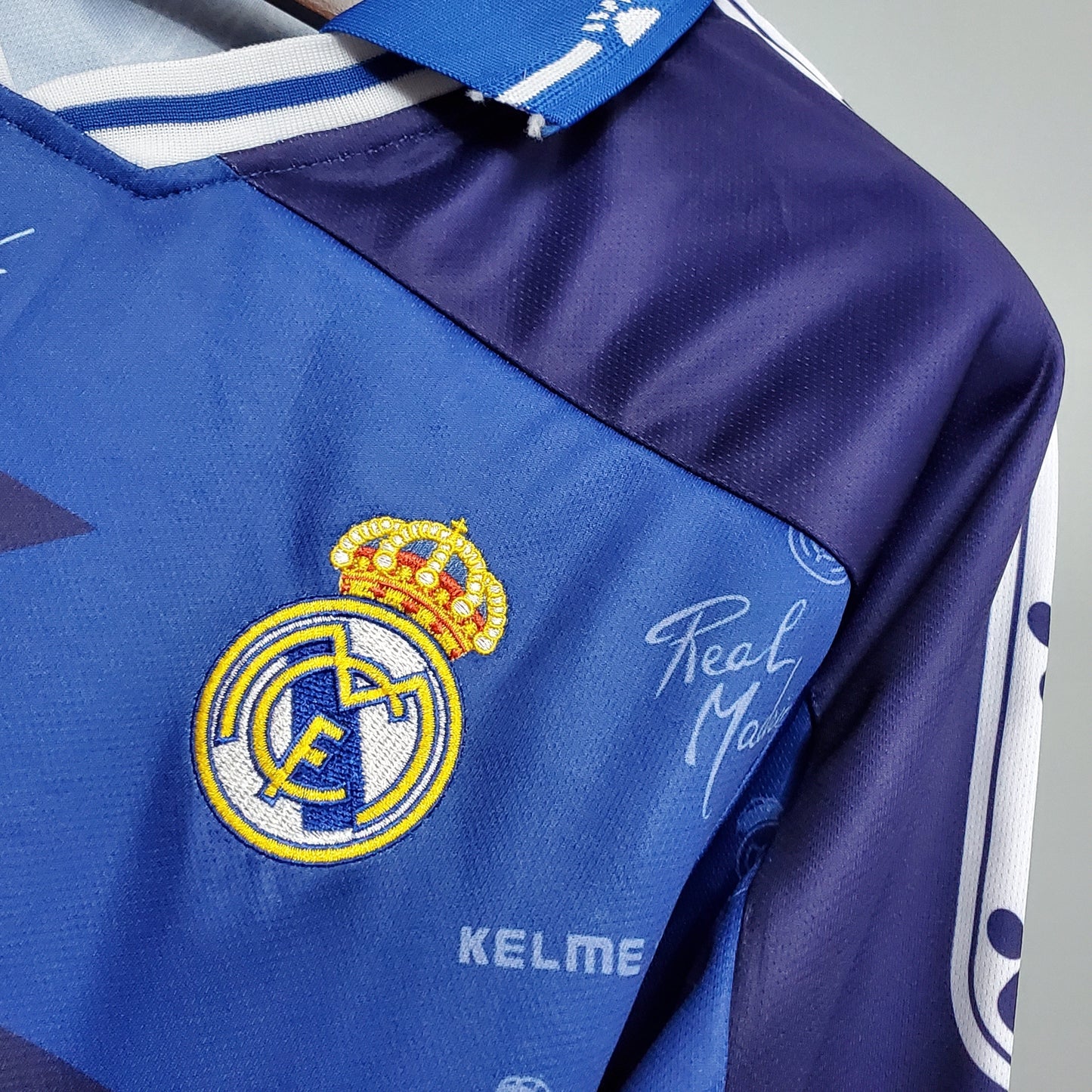 Real Madrid 1994-96 Away Retro Jersey – Blue Purple Diagonal Stripe Teka Kelme Fan Version Football Shirt
