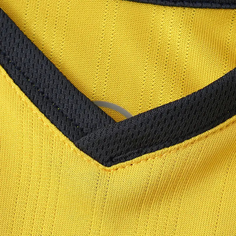 Arsenal FC Away Retro Fan Jersey – 2005/06 Season