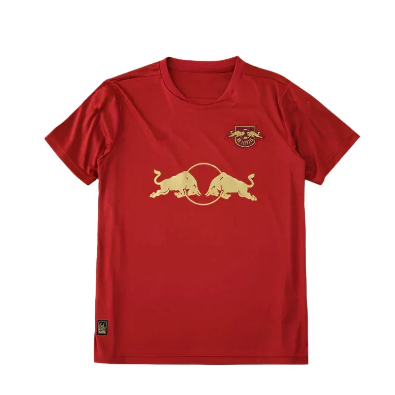 RB Leipzig Training Jersey Fan Version 2024/25 – Scarlet Red Gold Double-Bull Bundesliga Training Shirt