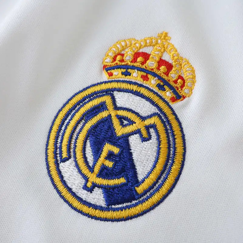 Real Madrid CF Home Football Shorts 2024/25 – White Matchday Shorts with Club Crest