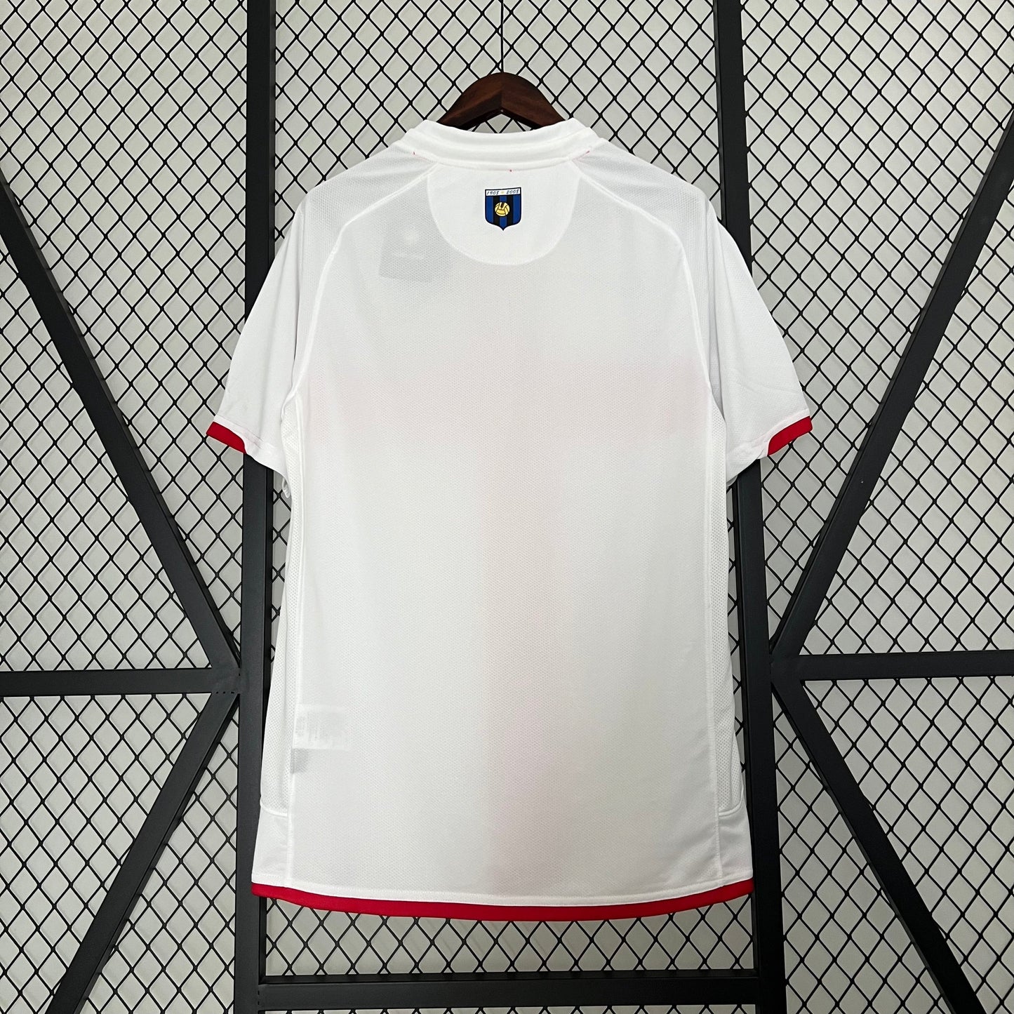 Inter Milan 2007-08 Away Retro Jersey – White Red Cross Croce di San Giorgio Nike Pirelli 100th Anniversary Centenary Crest Zanetti Ibrahimovic Figo Adriano Vieira Cambiasso Maicon Balotelli Serie A Fan Version Football Shirt