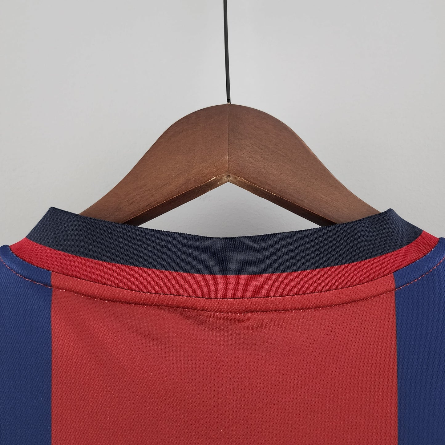 Barcelona 1998-99 Home Retro Jersey – Nike Blaugrana Figo Rivaldo Guardiola Kluivert Xavi Football Shirt