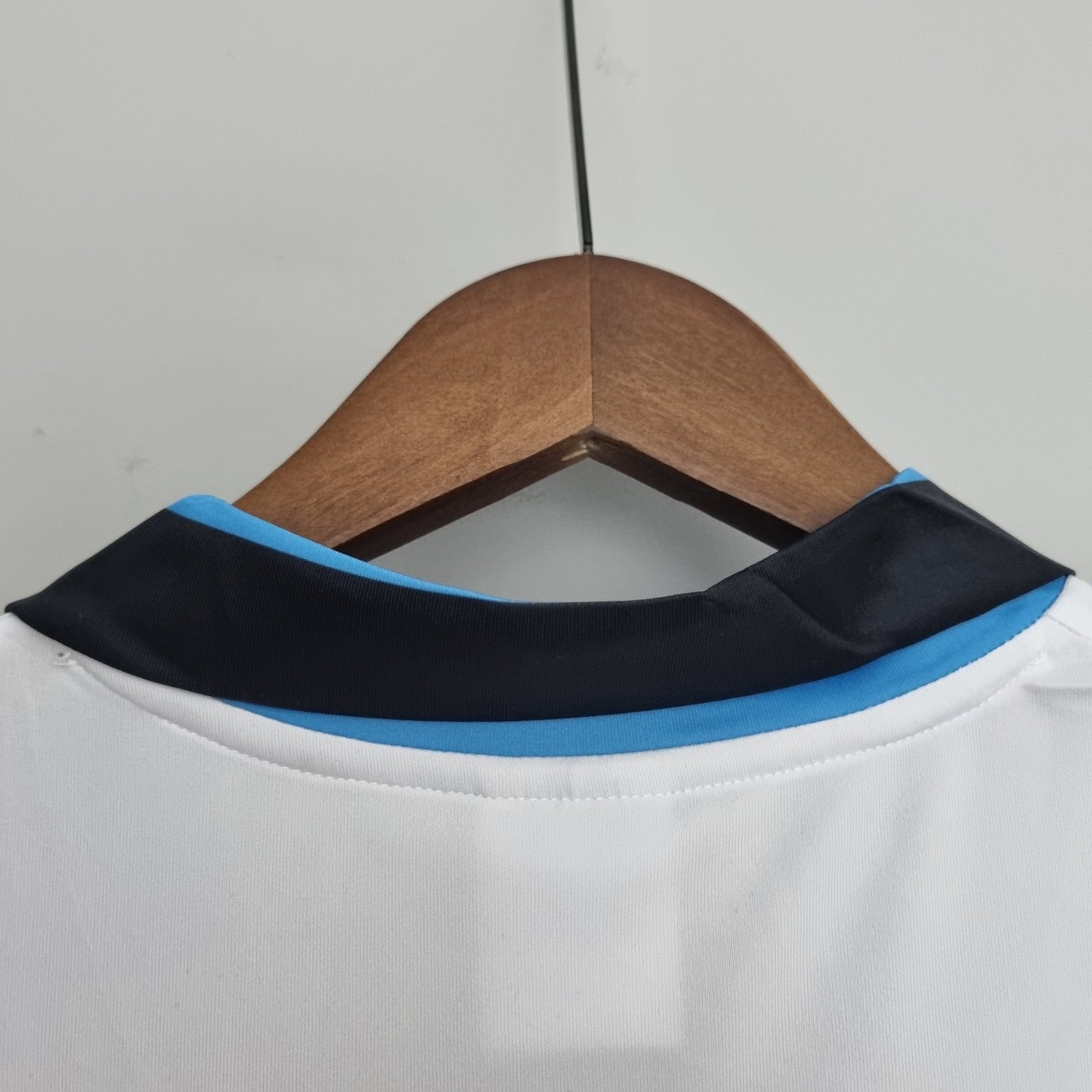 Inter Milan 1990-91 Away Retro Jersey – White Sky Blue Navy Diagonal Stripe Misura Uhlsport One Star Fan Version Football Shirt