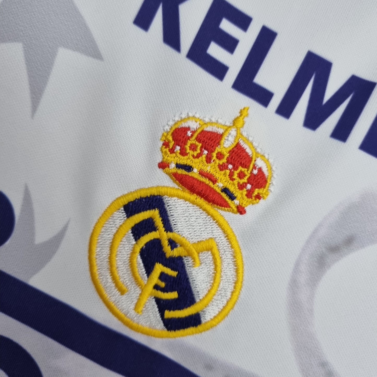 Real Madrid 1997-98 Champions League Winners Special Edition Jersey – White Kelme Teka Trophy Print Retro Fan Version Football Shirt