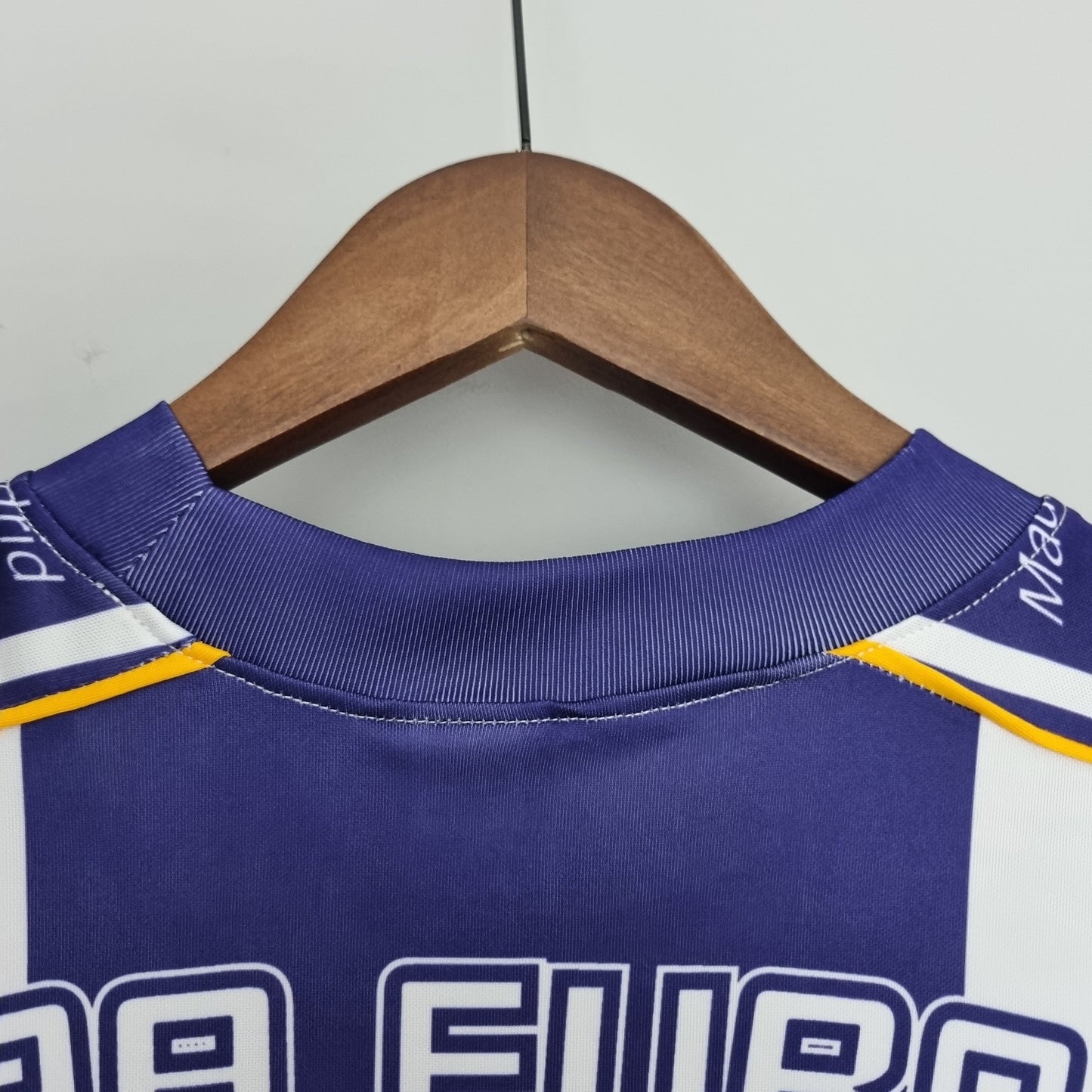 Real Madrid 1997-98 Champions League Winners Special Edition Jersey – White Kelme Teka Trophy Print Retro Fan Version Football Shirt