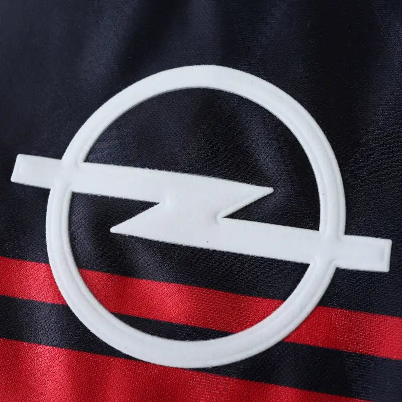 FC Bayern München Retro Fan Jersey 1997/99 – Classic Dark Navy & Red Throwback Shirt