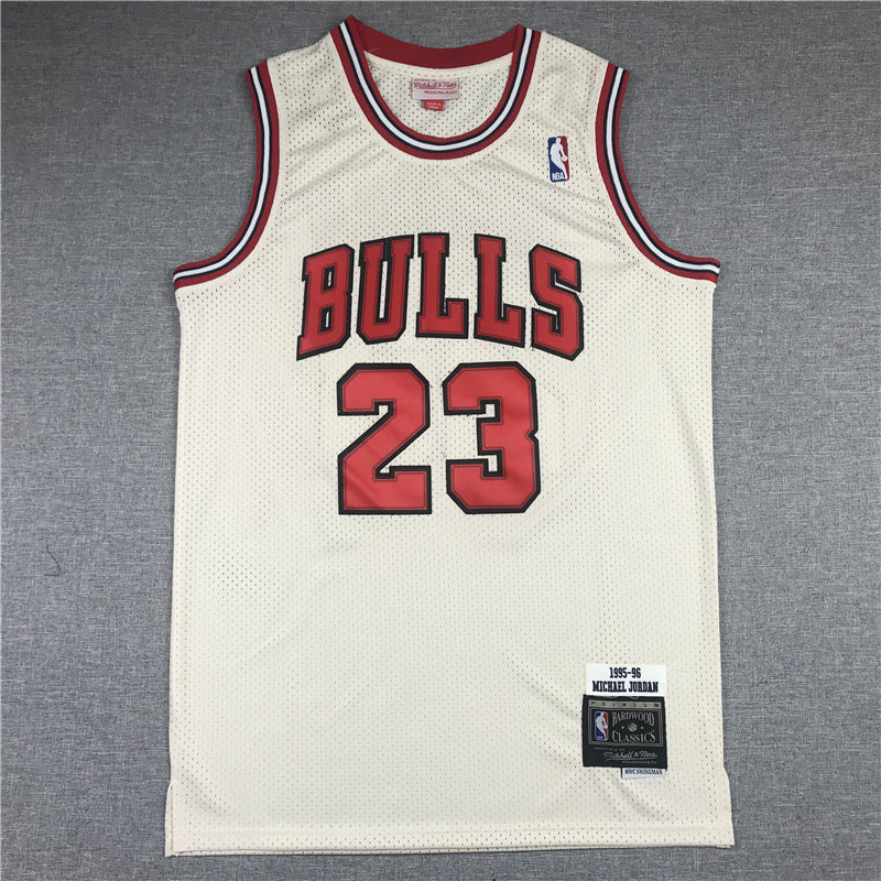 Michael Jordan #23 Chicago Bulls Mitchell & Ness Cream 1995-96 Hardwood Classics Swingman Jersey