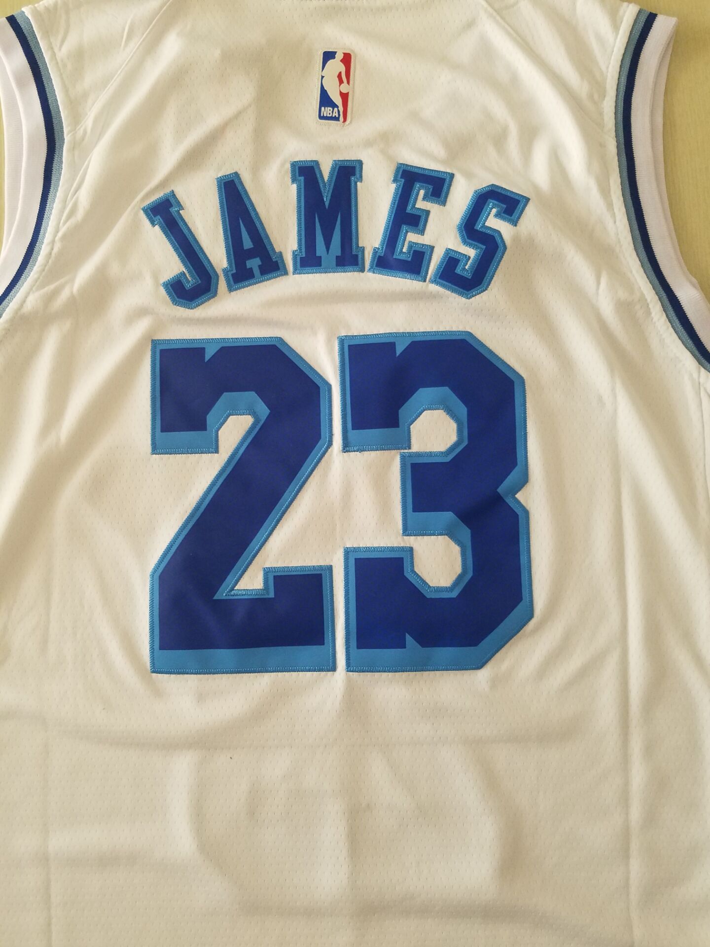 LeBron James #23 Los Angeles Lakers White 2020-21 Classic Edition "Los Angeles" Script Swingman Jersey