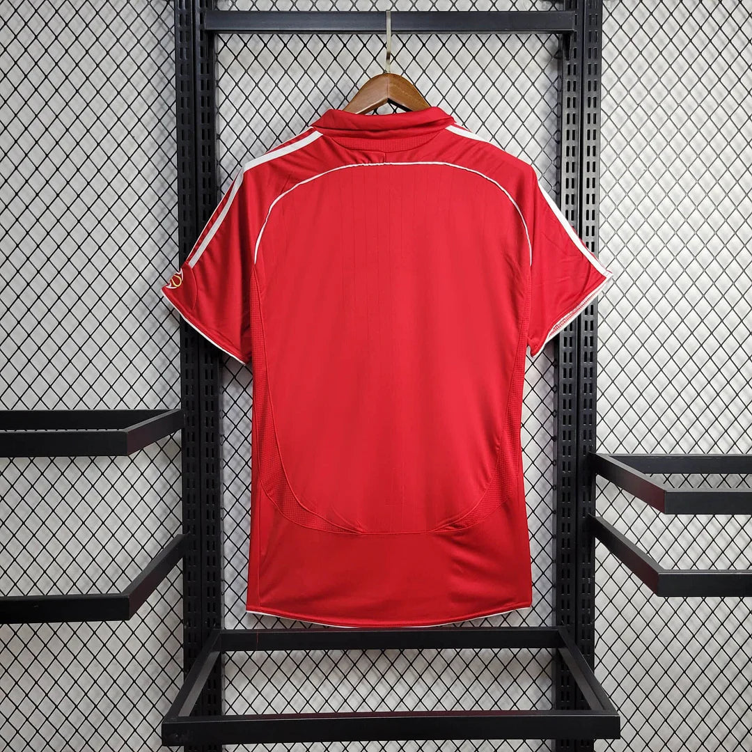 Liverpool 2006-07 Home Retro Jersey – Adidas Red Carlsberg Gerrard Alonso Kuyt Champions League Rafa Benitez Fan Version Football Shirt
