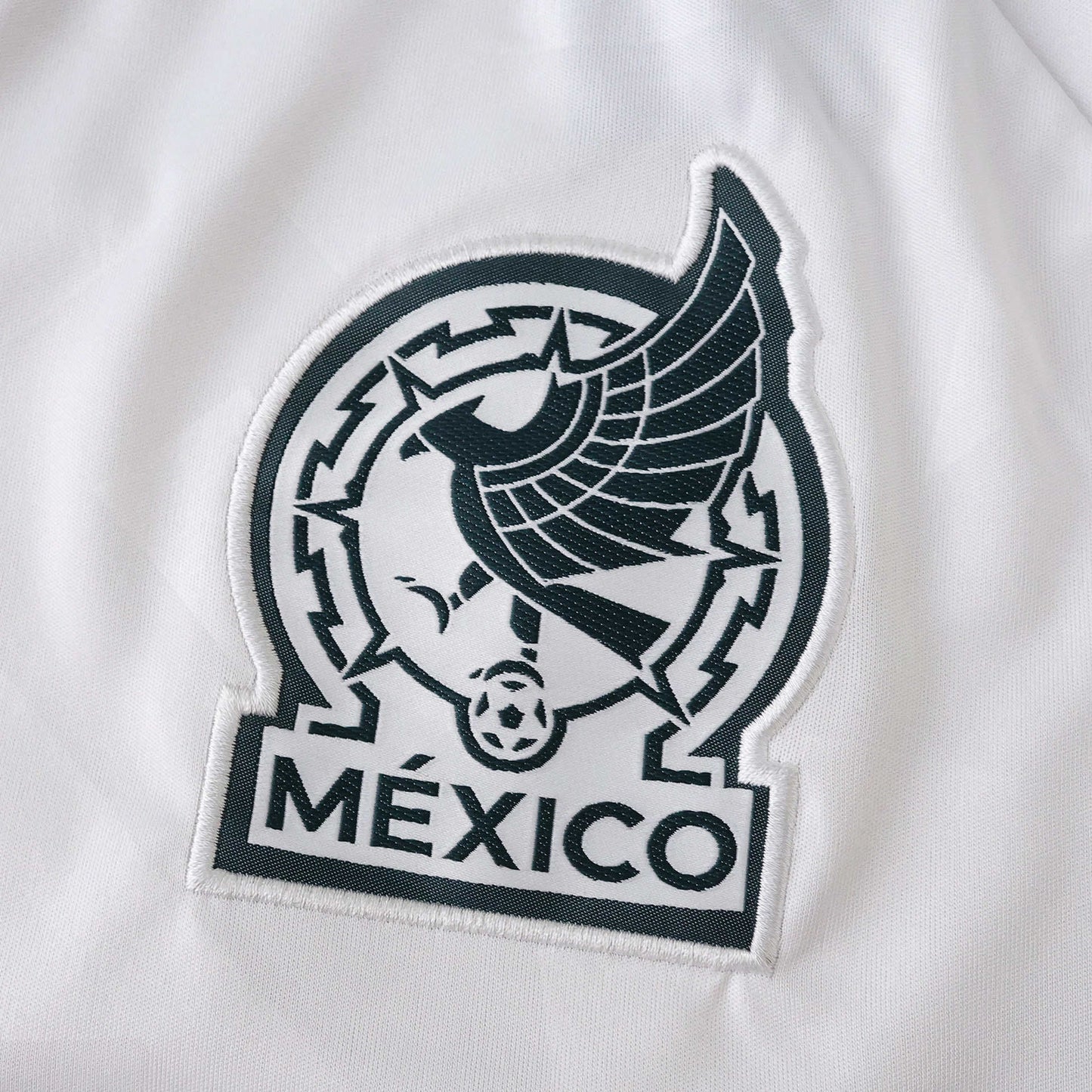 Mexico Away Jersey 2026 FIFA World Cup – Adidas Originals White Retro Kit | El Tri Fan Version