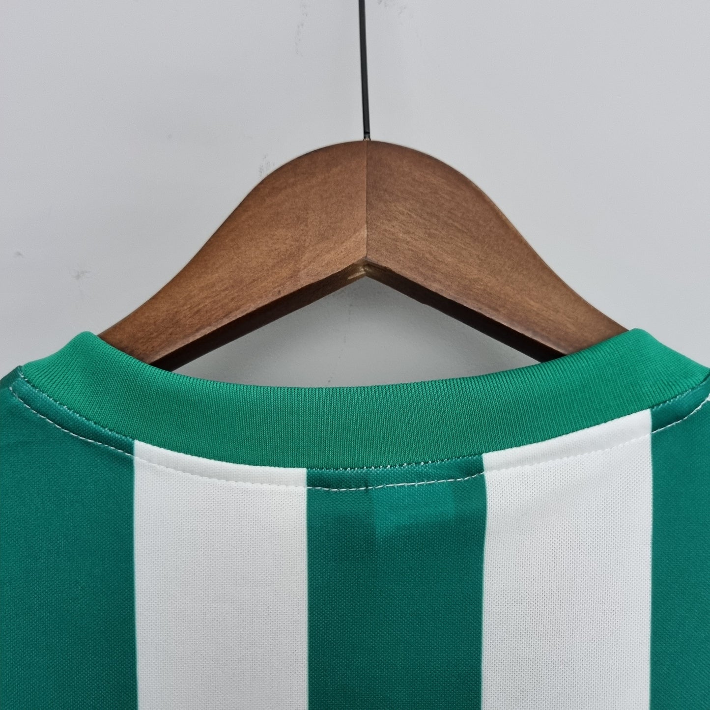 Real Betis 1976-77 Home Jersey – Green & White Stripes V-Neck Retro La Liga Football Shirt | Rare 1970s Vintage Andalusia Classic Betis Kit No Sponsor