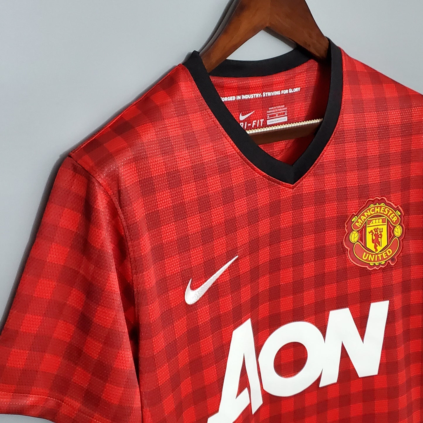 Manchester United 2012-13 Home Jersey – Red Nike AON Checkerboard Retro Football Shirt | Sir Alex Ferguson Last Season