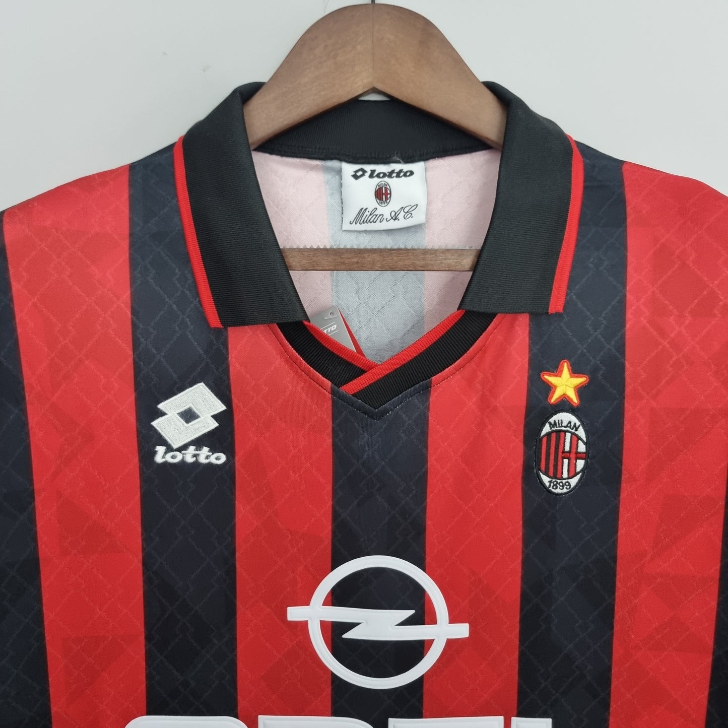 AC Milan 1995-96 Home Retro Jersey – Lotto Red Black Opel Maldini Weah Roberto Baggio Desailly Football Shirt