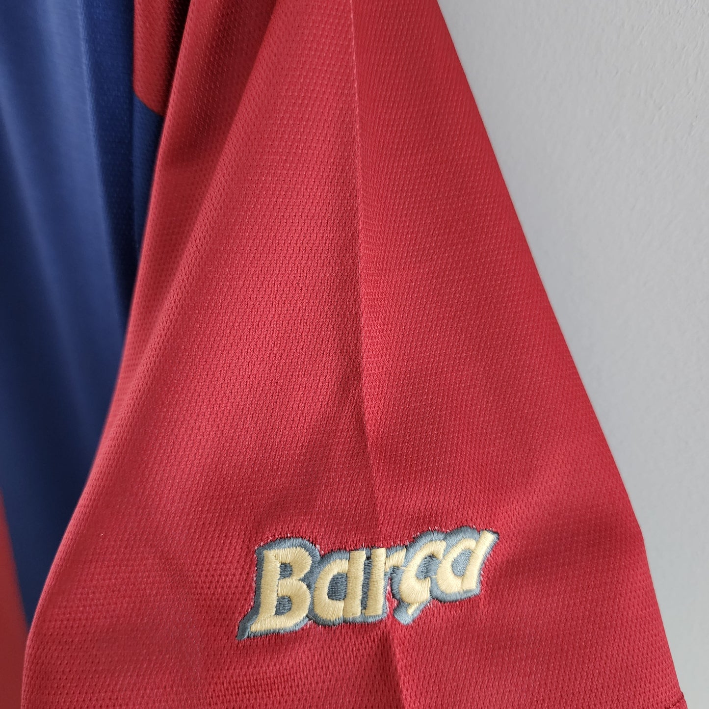 Barcelona 1998-99 Home Retro Jersey – Nike Blaugrana Figo Rivaldo Guardiola Kluivert Xavi Football Shirt