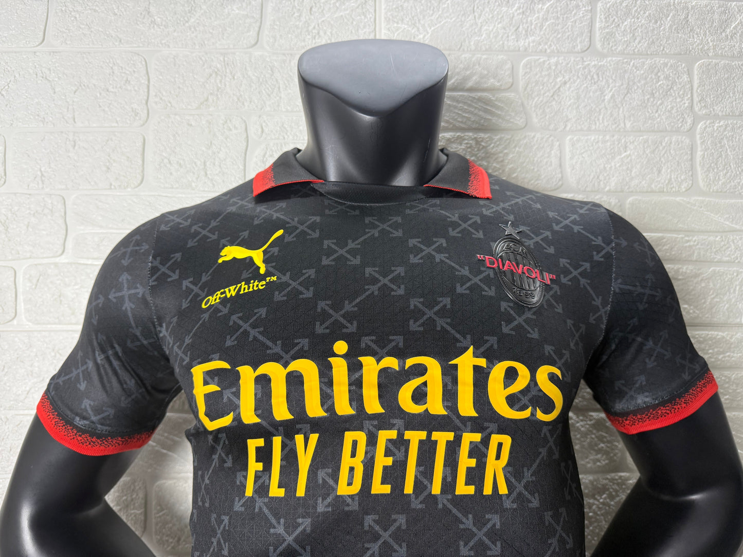 2025-26 AC Milan × Off-White Joint Edition Black-to-Green Gradient Player Version Jersey - Men's