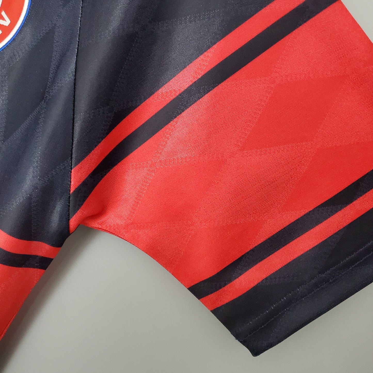 FC Bayern Munich 1997 - 99 Home Jersey