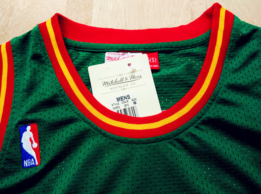 Gary Payton #20 Seattle SuperSonics Green 1995-96 Hardwood Classics Swingman Jersey – Mitchell & Ness Red Side Panel