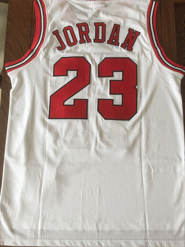 Michael Jordan #23 Chicago Bulls Mitchell & Ness 1996-97 White Home Trophy Hardwood Classics Authentic Jersey