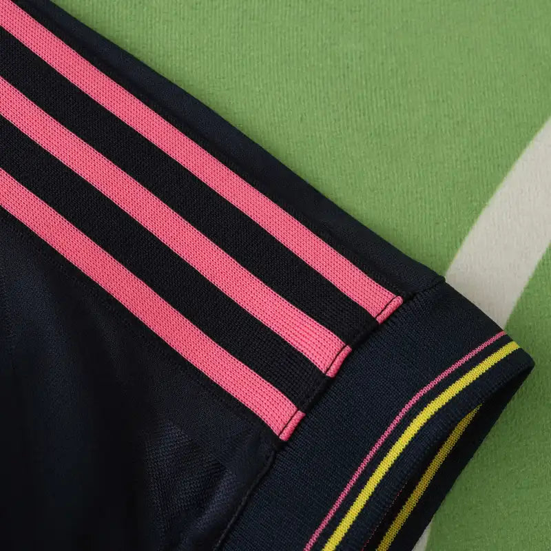 Juventus F.C. Retro Collaboration Polo Fan Jersey 2024/25 — Navy Asymmetric Stripe Edition
