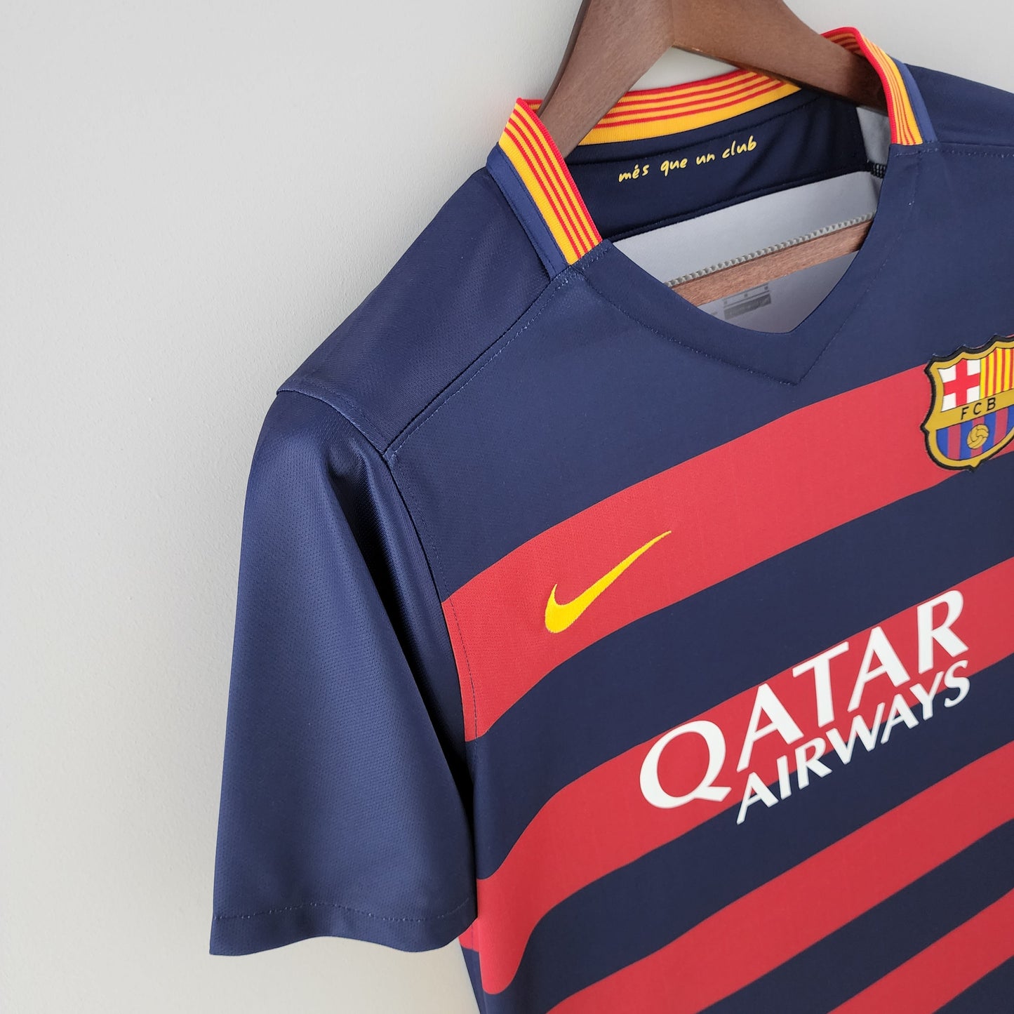 FC Barcelona 2015-16 Home Retro Jersey – Navy Blue Red Horizontal Stripe Qatar Airways Nike Dri-FIT Fan Version La Liga Football Shirt
