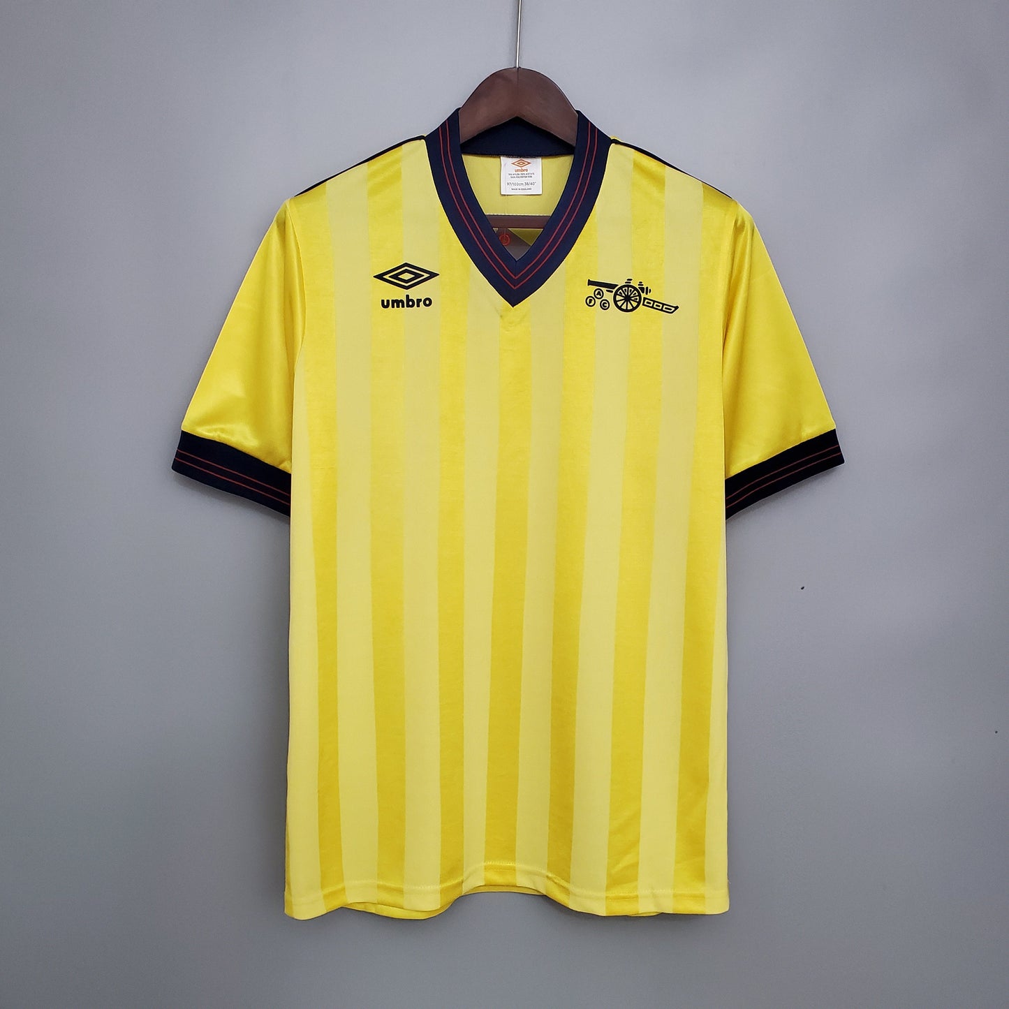 Arsenal 1982-84 Away Retro Jersey – Classic Umbro Yellow & Navy Kit
