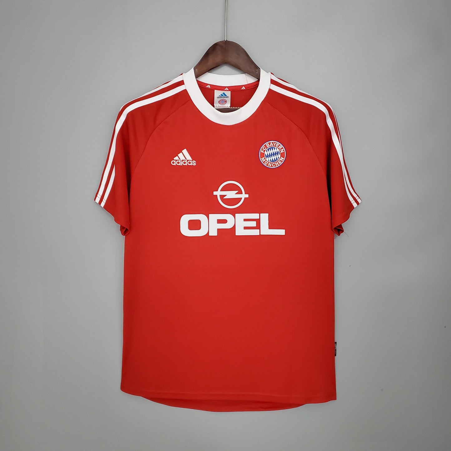 FC Bayern Munich 2000 - 02 Champions League Home Jersey