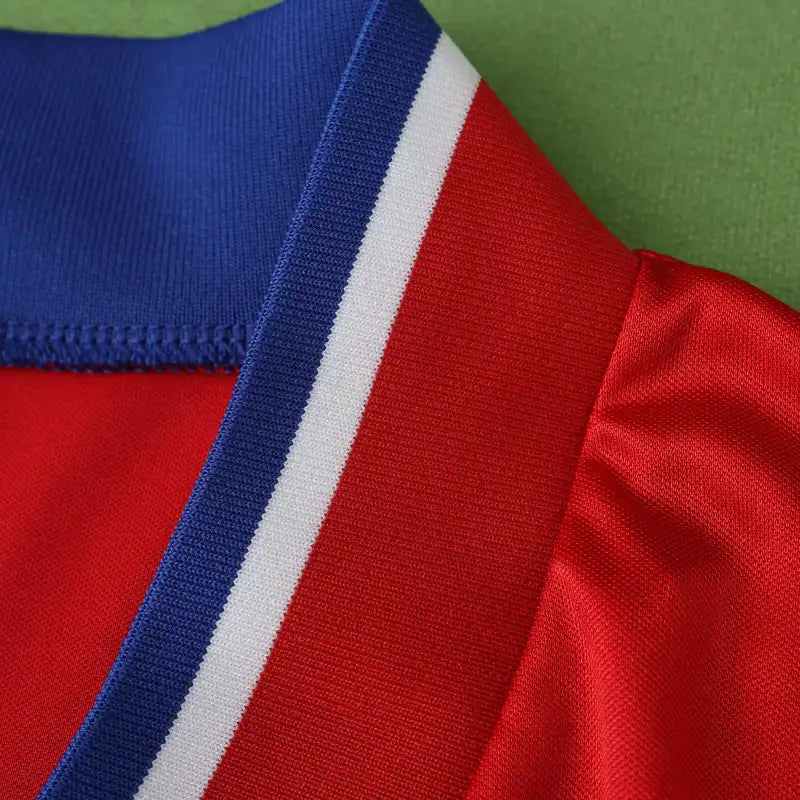 FC Bayern München Home Retro Jersey 93/95 – Red & Blue Opel Classic Fan Kit