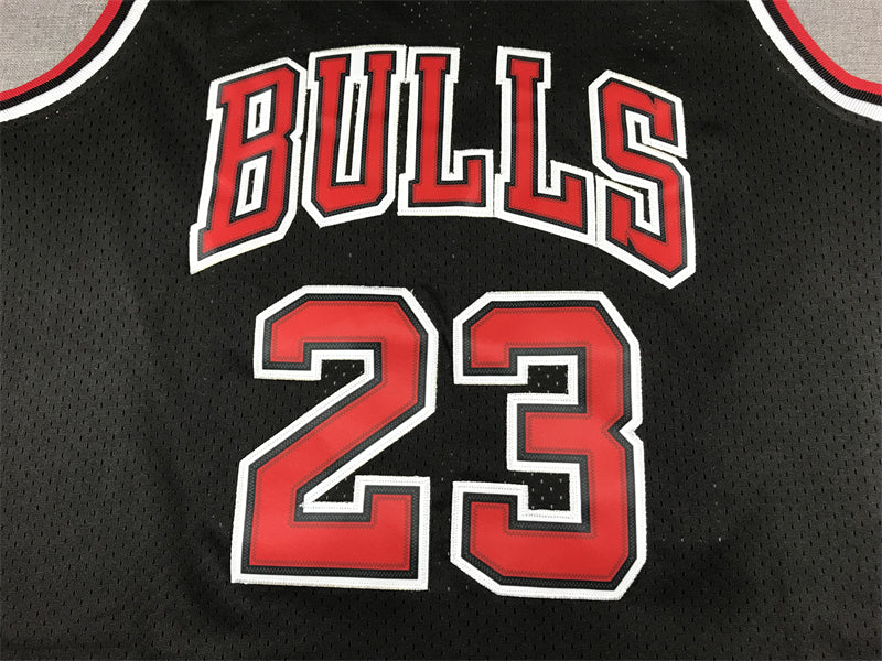 Michael Jordan #23 Chicago Bulls Mitchell & Ness Black 1997-98 NBA Finals Patch Hardwood Classics Swingman Jersey
