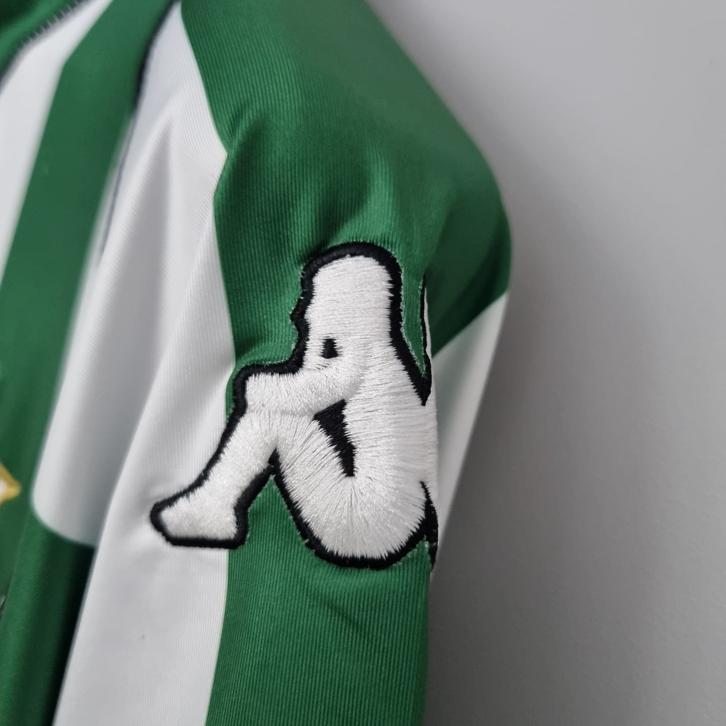 Real Betis 2003-04 Home Jersey – Green & White Vertical Stripe Kappa Retro La Liga Football Shirt | Joaquin Denilson Classic Estadio Benito Villamarin Kit