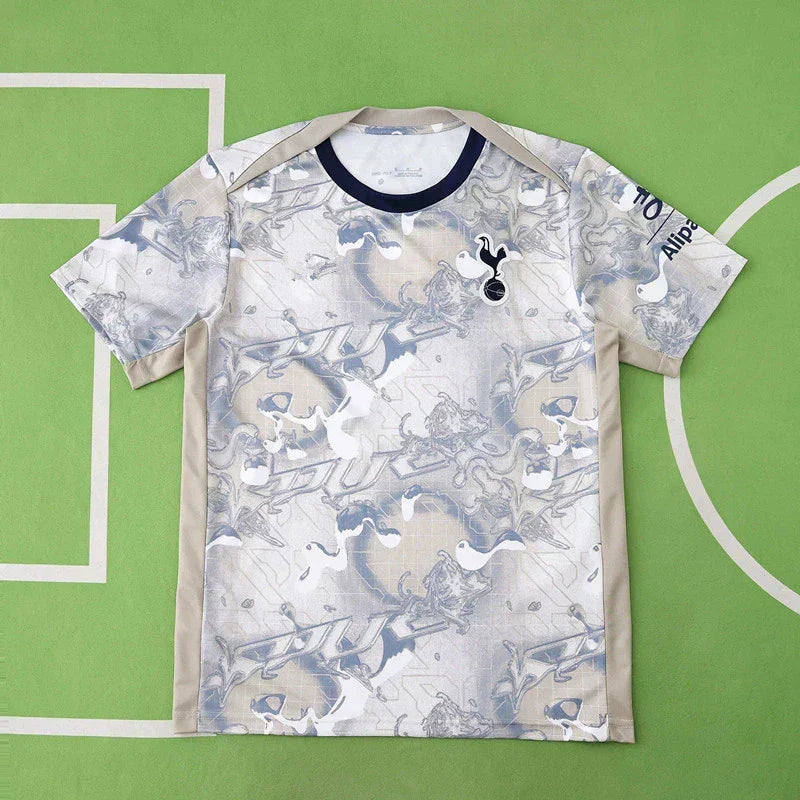 Tottenham Hotspur Training Top Fan Version 2025/26 – Stone White All-Over Print Pre-Match Shirt