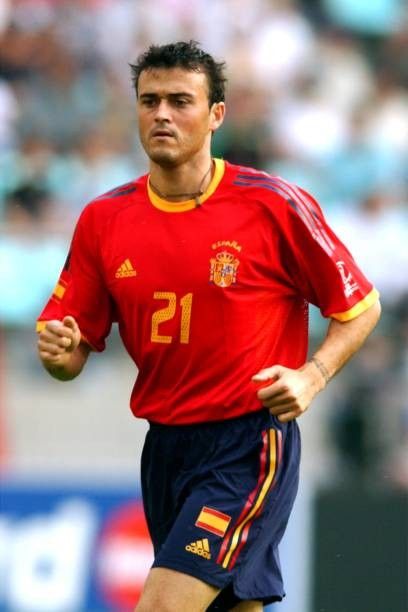 Spain 2002 Home Jersey