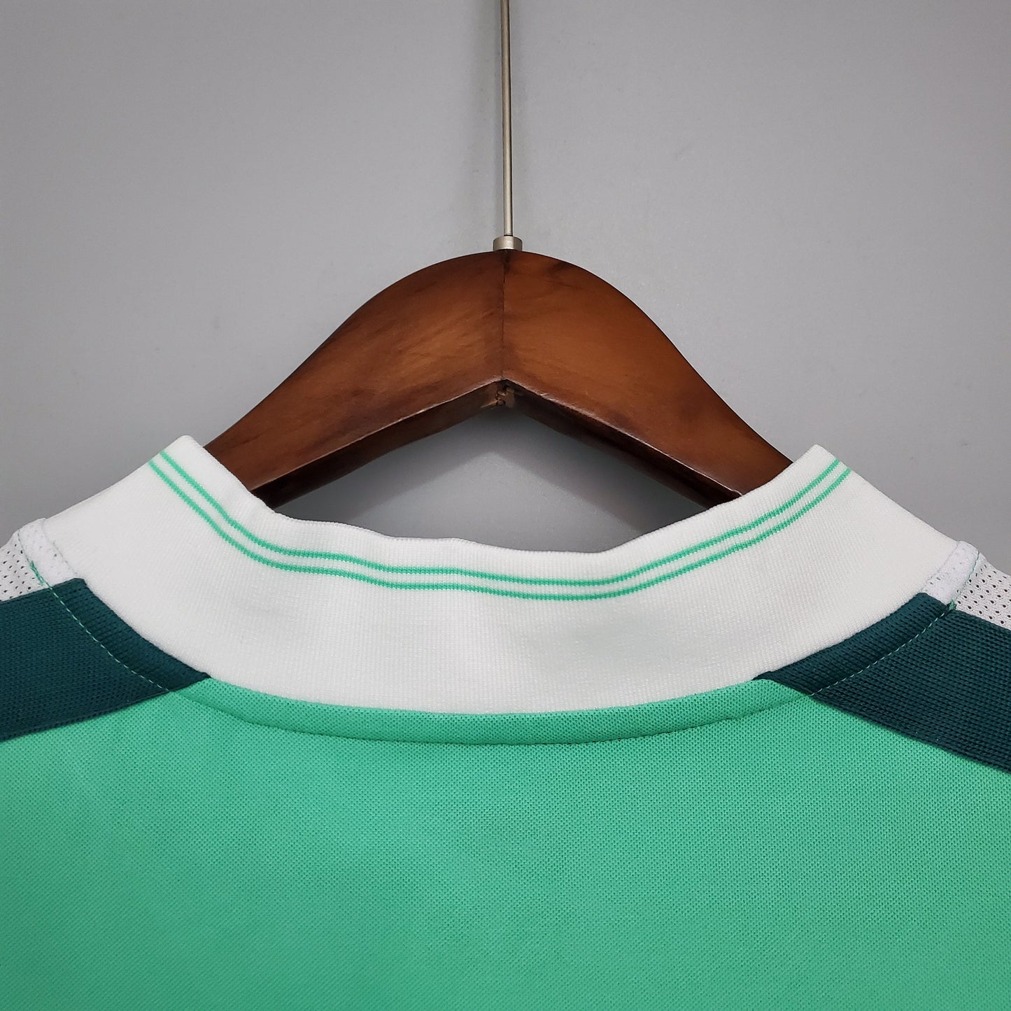 Nigeria 1998 World Cup Home Retro Soccer Jersey – Nike NFA Okocha Yekini Kanu Super Eagles Kit
