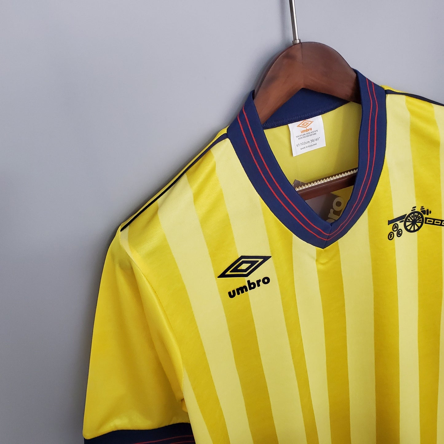 Arsenal 1982-84 Away Retro Jersey – Classic Umbro Yellow & Navy Kit