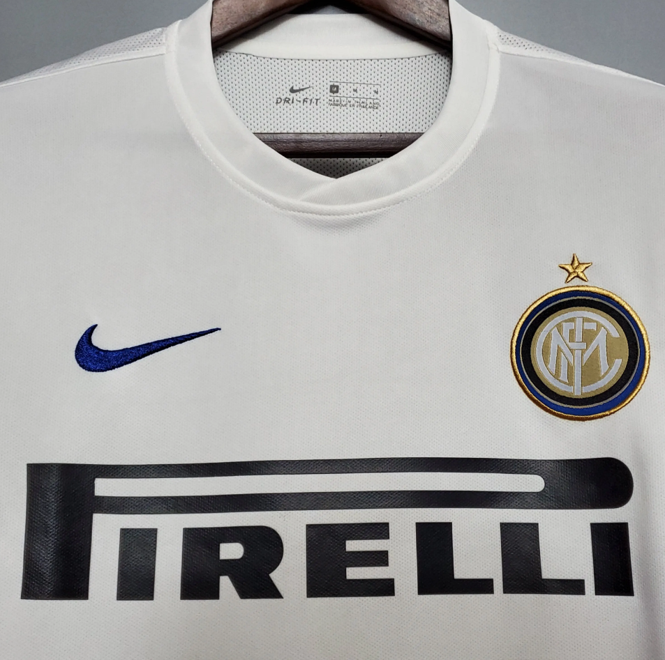 Inter Milan 2010-11 Away Retro Jersey – White Navy Blue Dragon Sleeve Pirelli Nike One Star Fan Version Football Shirt
