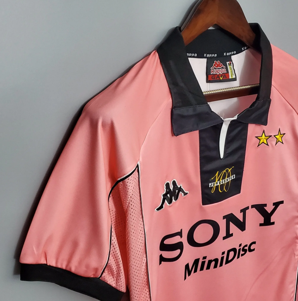 Juventus 1997-98 Away Retro Jersey – Kappa Pink Sony MiniDisc Del Piero Zidane Inzaghi Deschamps Davids Serie A Collectible Football Shirt