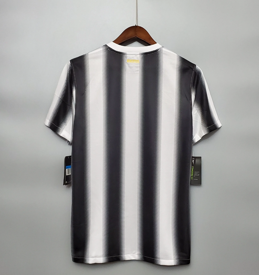 Juventus 2010-11 Home Retro Jersey – Black White Diagonal Stripe Betclic Nike Two Stars Del Piero Pirlo Fan Version Football Shirt