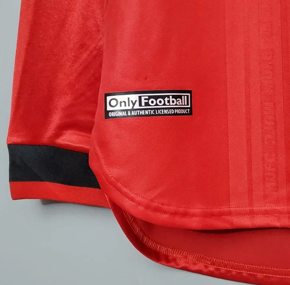 Manchester United 1999 UCL Final Jersey – Red Umbro Sharp Long Sleeve Champions League Camp Nou Retro Shirt | Beckham Giggs Scholes Solskjaer