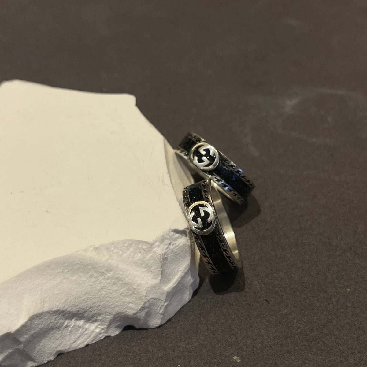 Gucci Double G Distressed Vintage-Inspired Sterling Silver Ring - image 5