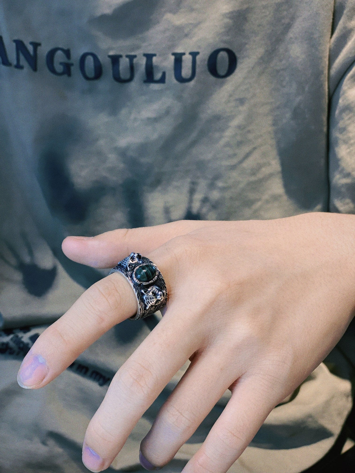Gucci Double G Distressed Vintage-Inspired Sterling Silver Jewelry - image 9