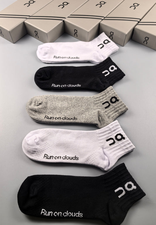On Black White Grey Low Opening No-Show Socks, image 1