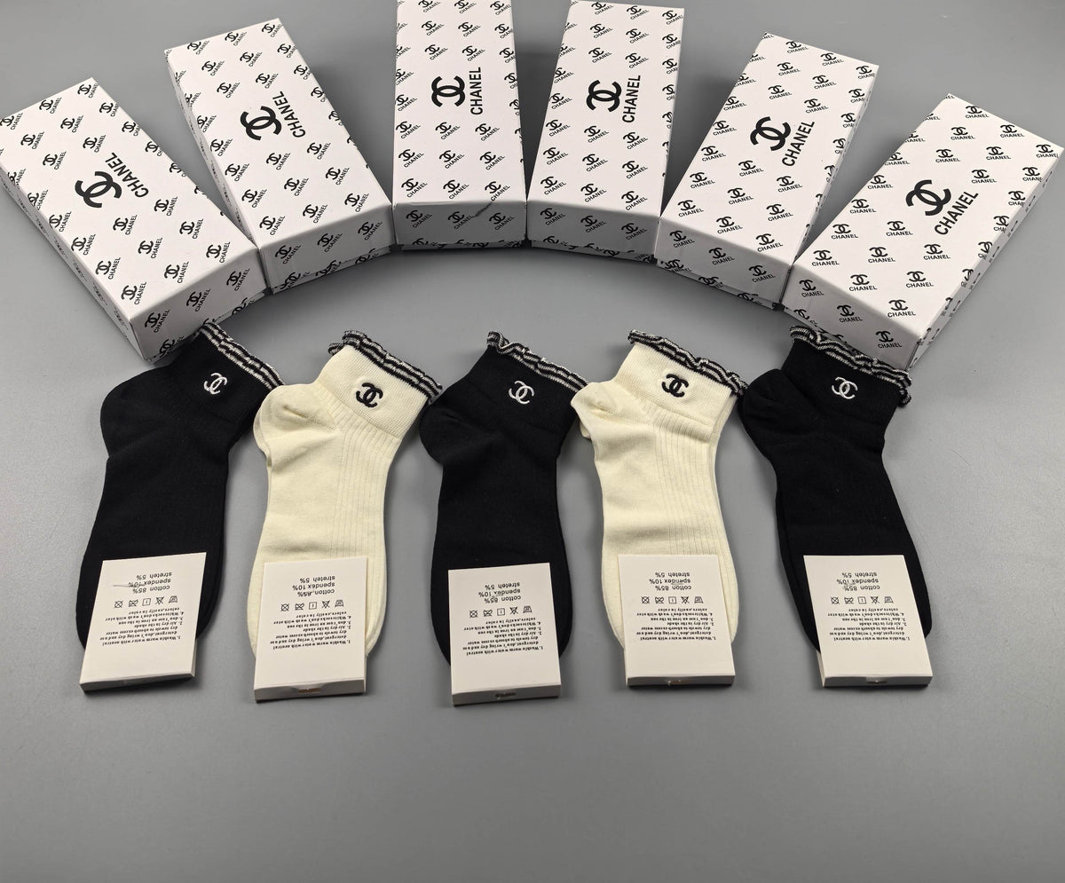 Chanel Black Cream Mixed Small Graphic Motifs Ankle Socks, image 3