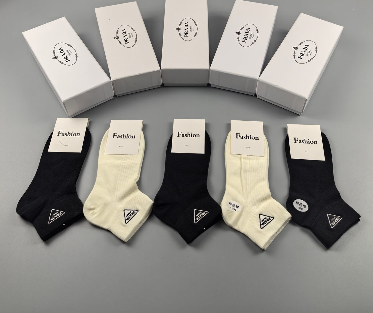 Prada Black Cream Fine Side Wordmarks Ankle Socks, image 9