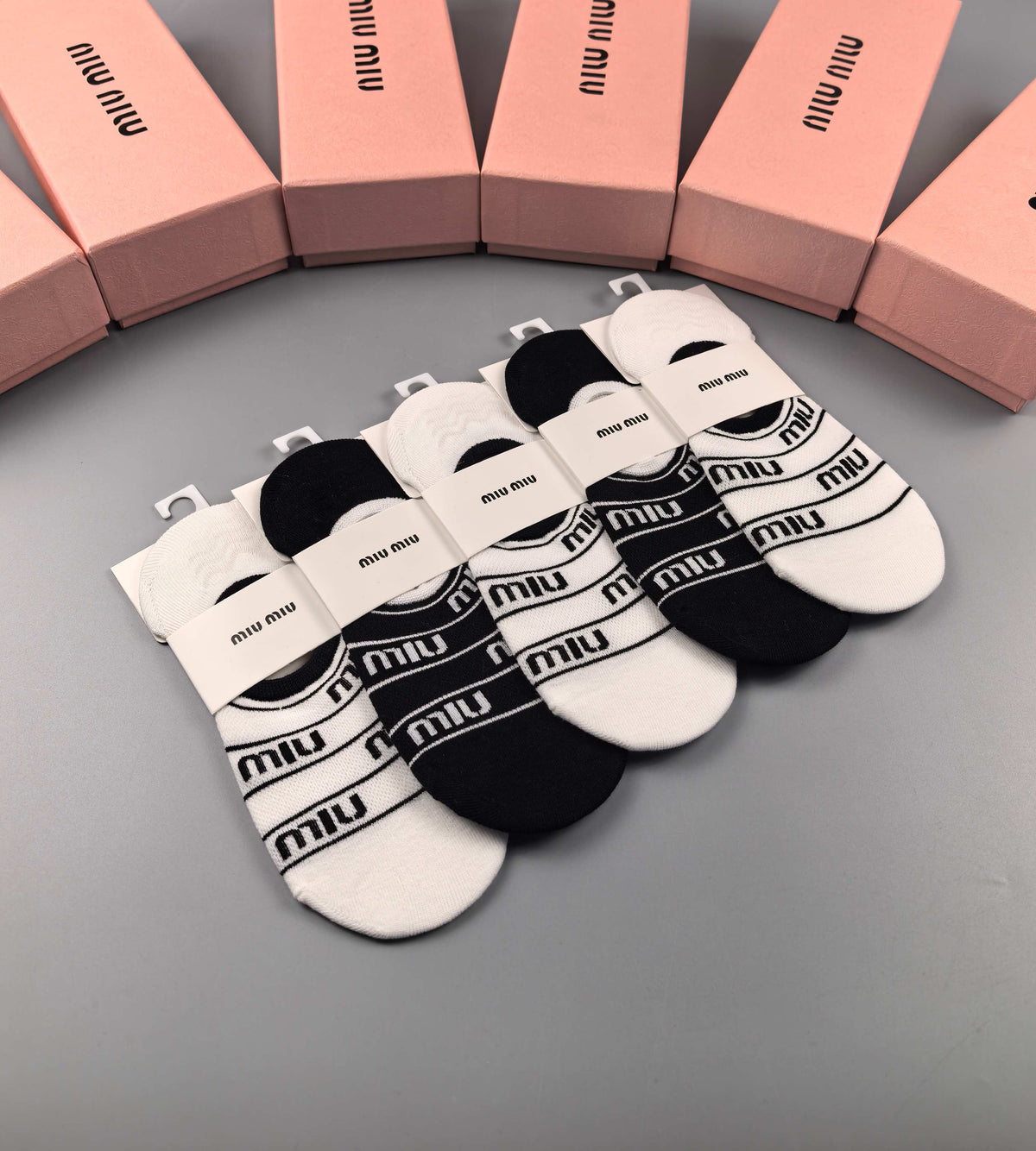 Miu Miu Black Cream Broad Graphic Footbed Bands No-Show Socks, image 2