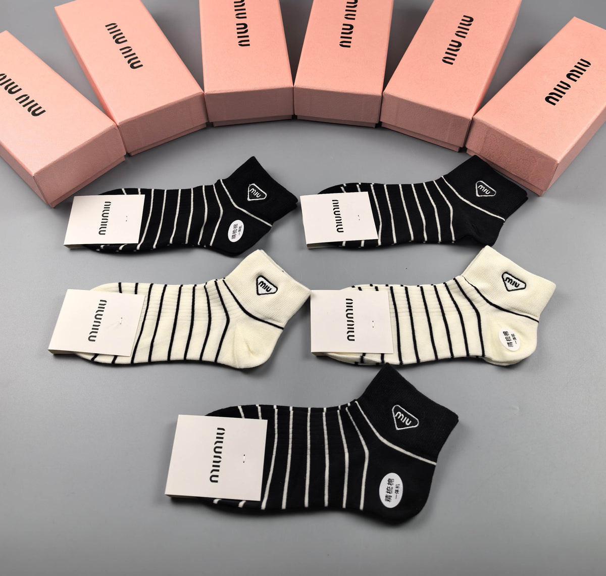 Miu Miu Black Cream Narrow Stripe Triangle Mix Ankle Socks, image 6