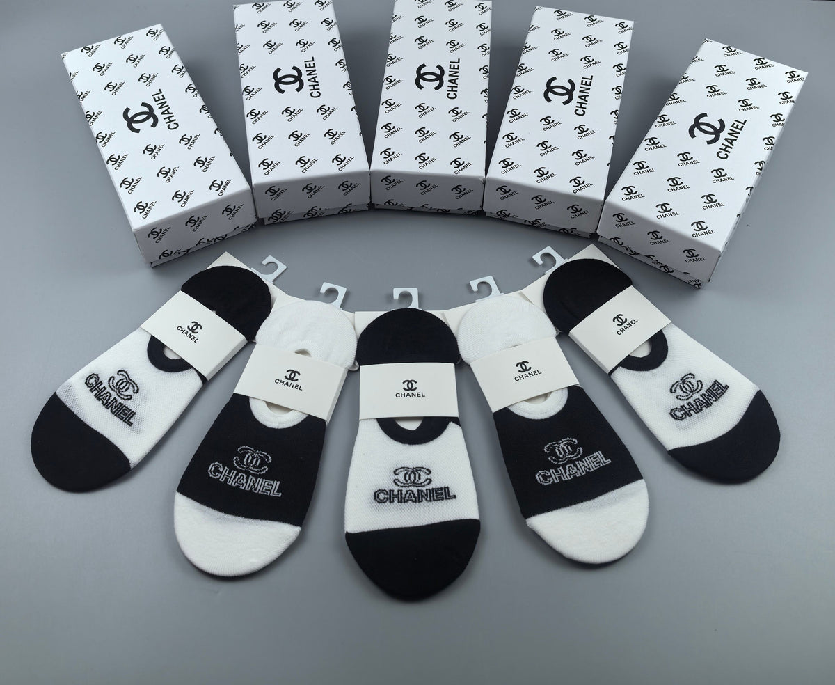 Chanel Black White Graphic Footbed Panels No-Show Socks, image 7