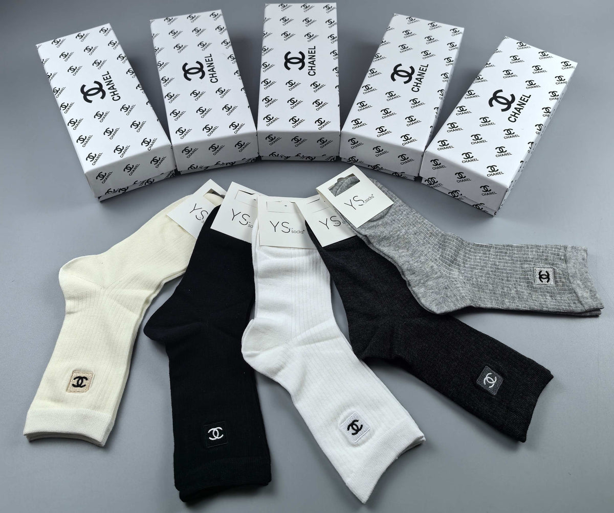 Chanel Neutral Grey White Small Toe Mark Ankle Socks, image 8