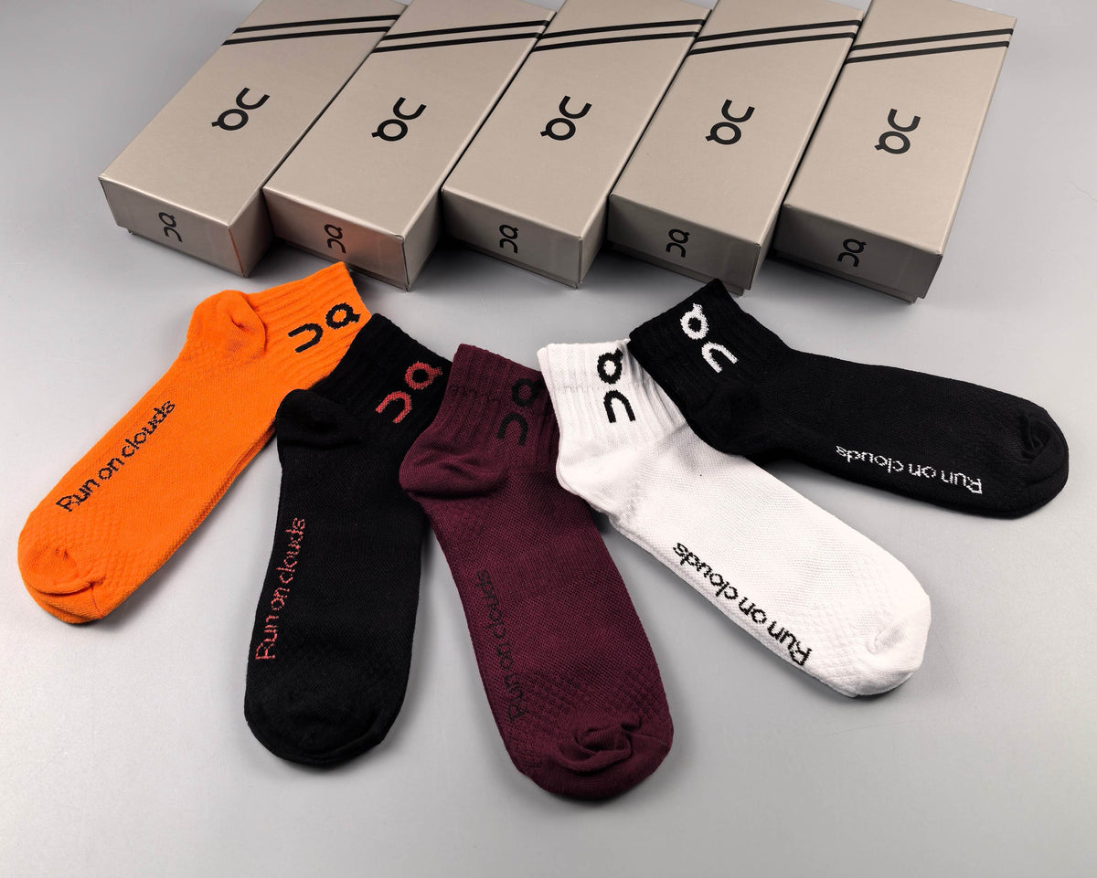 On Orange Burgundy Black Contrast Cuffs Crew Socks, image 8